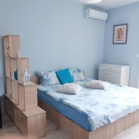 Maryne Studio с паркомясто